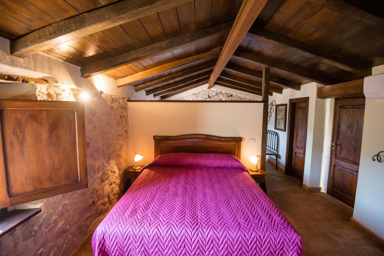 Bed and Breakfast Nena Al Borgo Castello Pico Екстер'єр фото