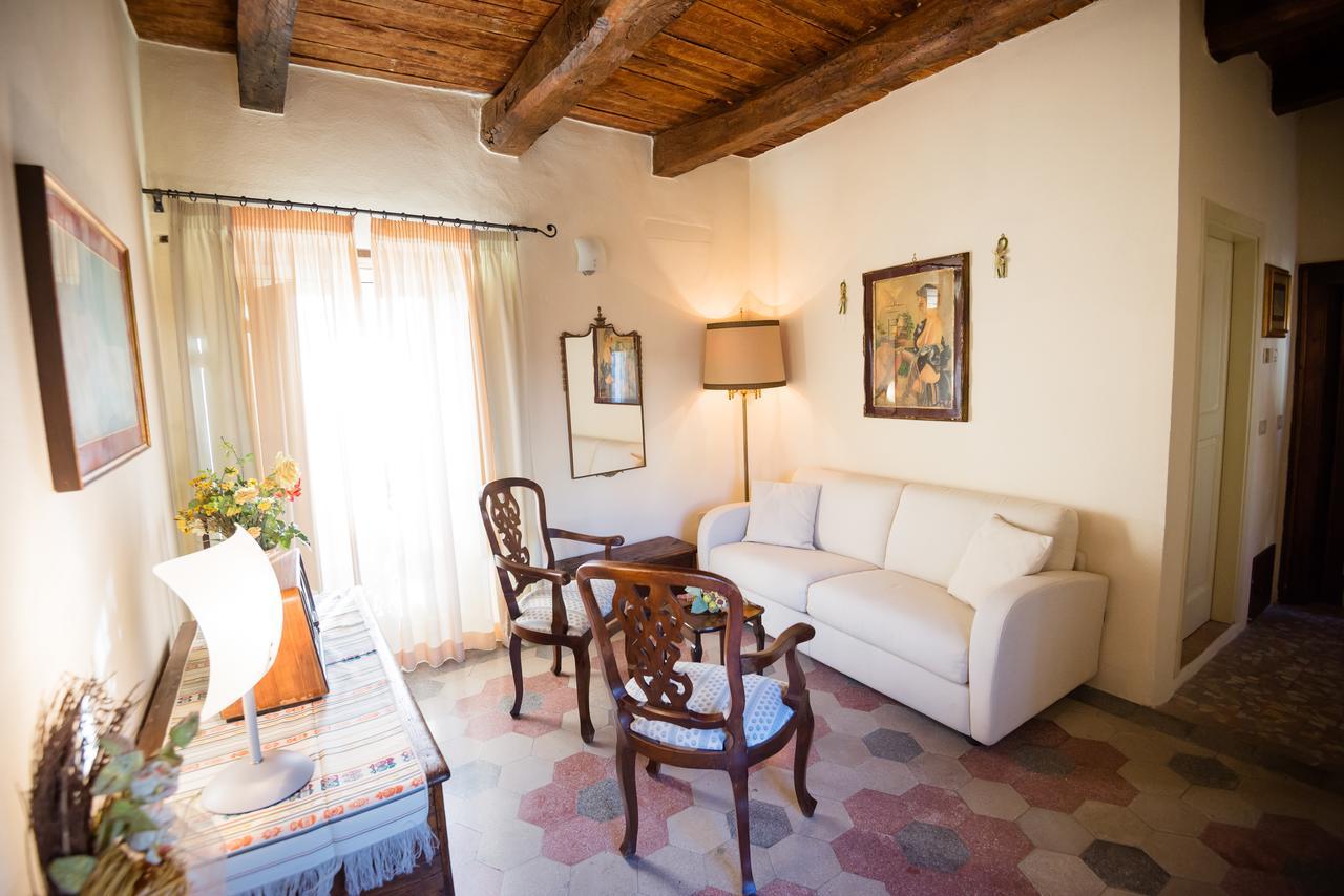 Bed and Breakfast Nena Al Borgo Castello Pico Екстер'єр фото