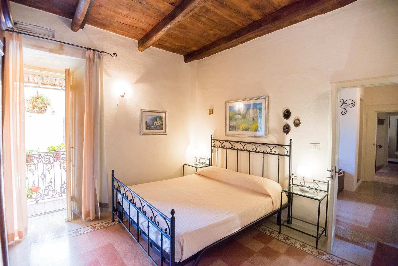 Bed and Breakfast Nena Al Borgo Castello Pico Екстер'єр фото