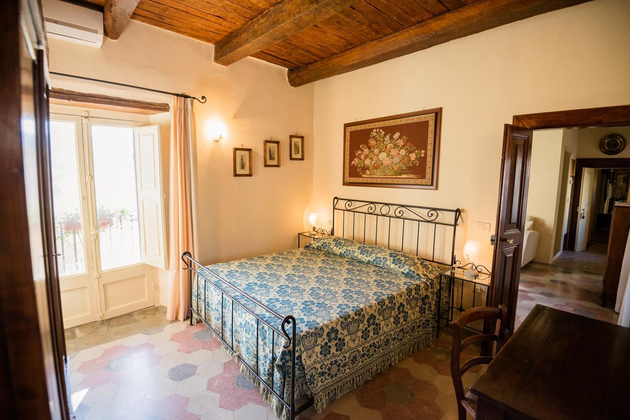 Bed and Breakfast Nena Al Borgo Castello Pico Екстер'єр фото