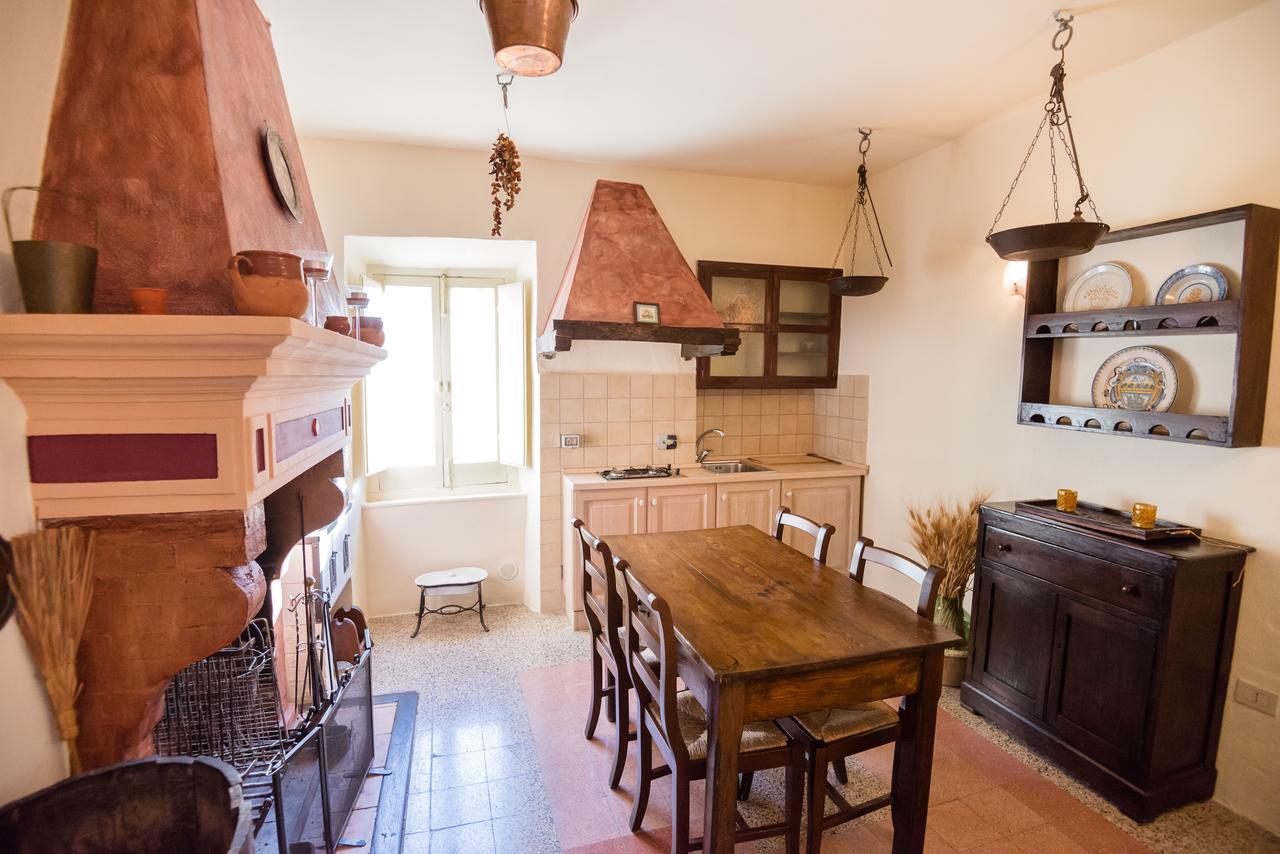 Bed and Breakfast Nena Al Borgo Castello Pico Екстер'єр фото